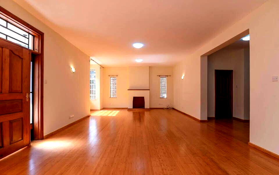 5BR All-Ensuite Townhouse with Private Garden & Terrace - Kileleshwa
