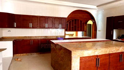 7bdrm Maisonette in Ridgeridgeways for rent - Image 16