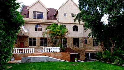 7bdrm Maisonette in Ridgeridgeways for rent - Image 3