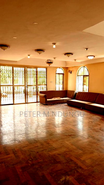 7bdrm Maisonette in Ridgeridgeways for rent - Image 14