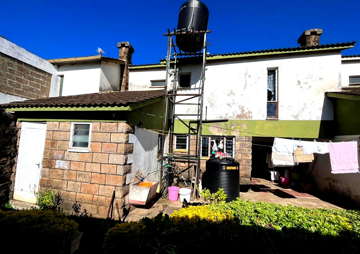 3BR Townhouse with DSQ in Gated Community - Ngumo