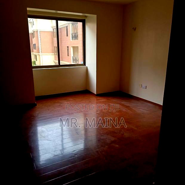 3bdrm Condo in Loresho Greens for sale