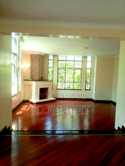 5bdrm Mansion in Lavington Green for rent - Image 18