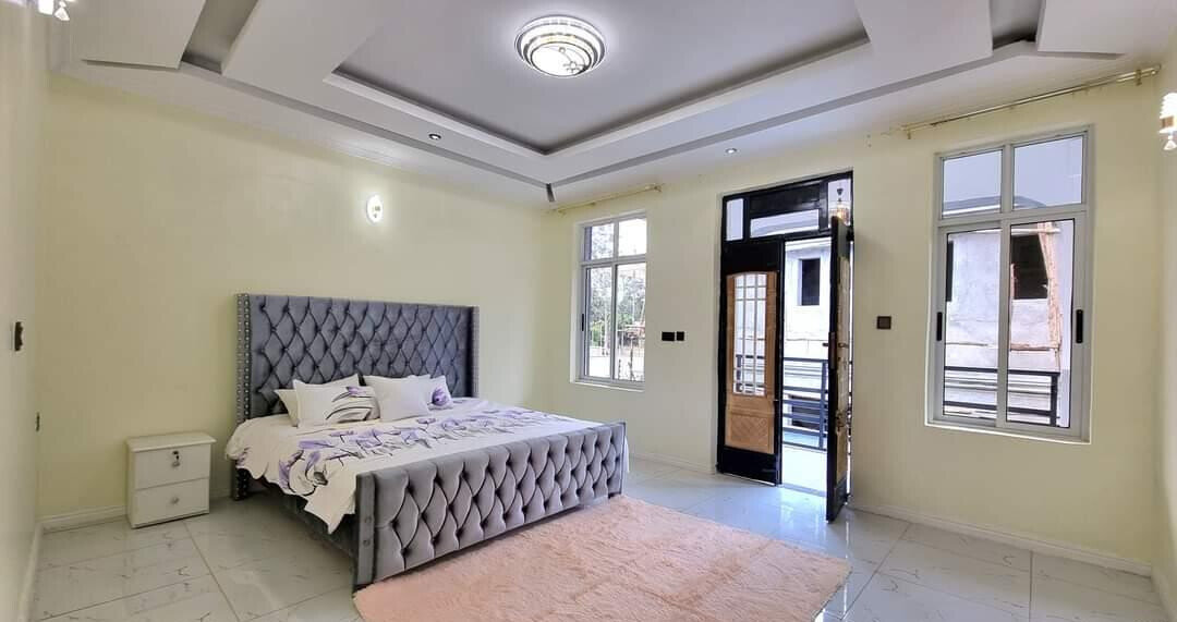 3BR Townhouse with Electric Fireplace & Study - Olkeri, Ngong