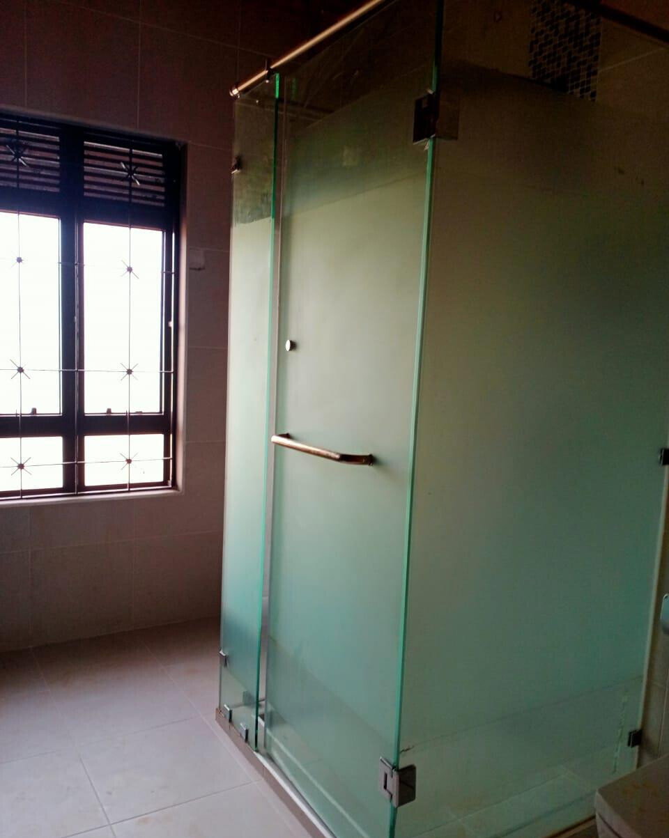 5BR Townhouse with Study & Fireplace - Runda