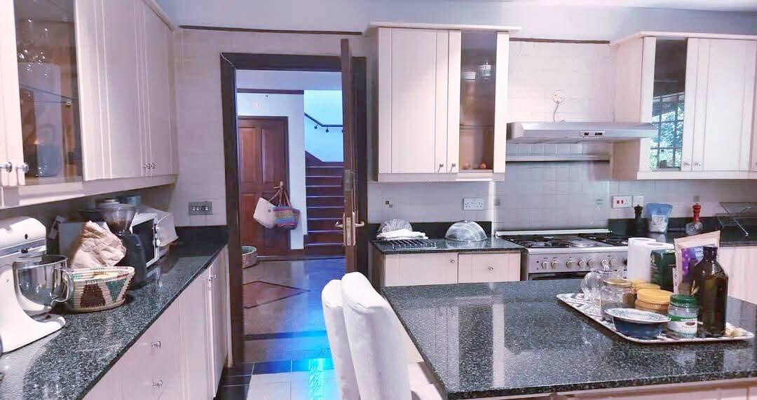 5-Ensuite Townhouse with Home Office & Pool Access - Lower Kabete