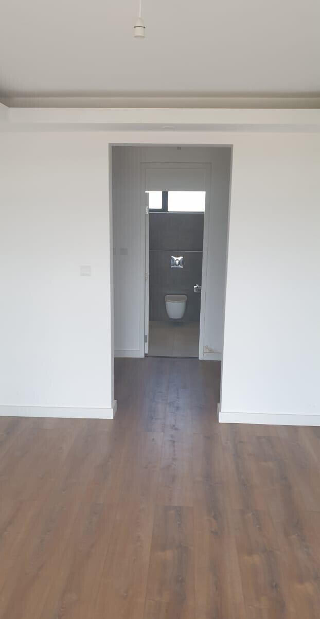 4BR Townhouse with Valley Views & Rooftop Terrace - Loresho