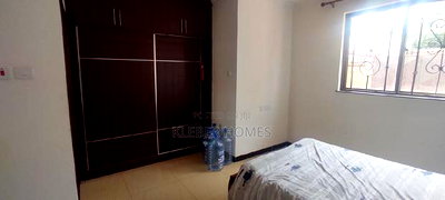 5bdrm Villa in Lavington for sale - Image 18