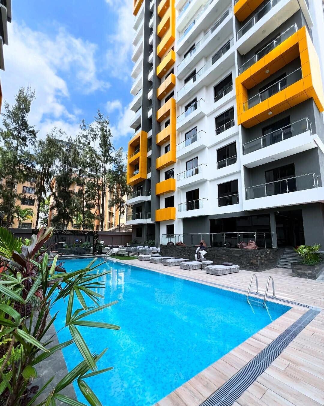 5-Bed Penthouse with Heated Pool & DSQ - Kilimani