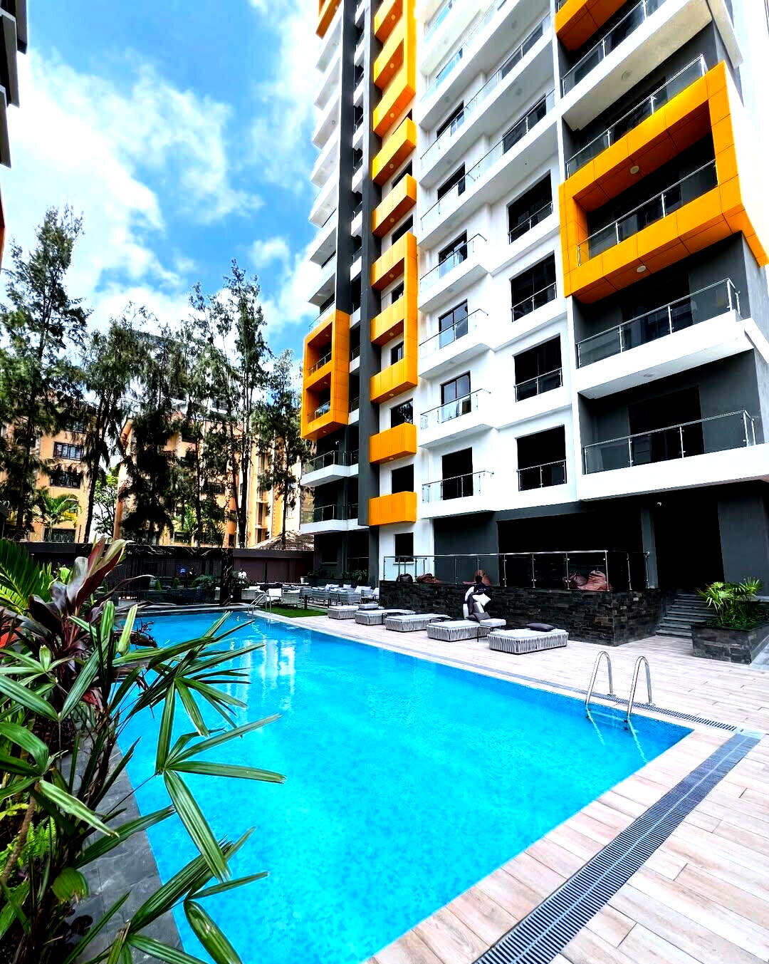 5-Bed Penthouse with Heated Pool & DSQ - Kilimani