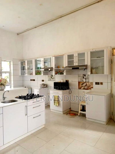 7bdrm Mansion in Old Muthaiga for sale - Image 19