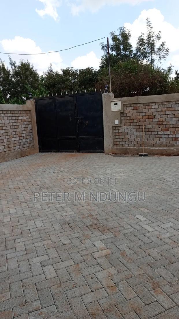 4bdrm Maisonette in Gachororo for sale