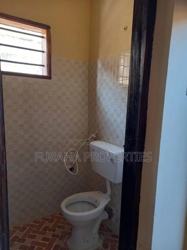 1bdrm Bedsitter in Kiembeni for rent