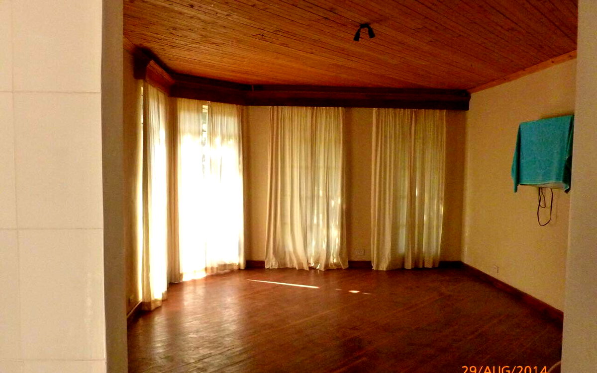 3-Bed Muthaiga Townhouse with Guesthouse & Staff Quarters