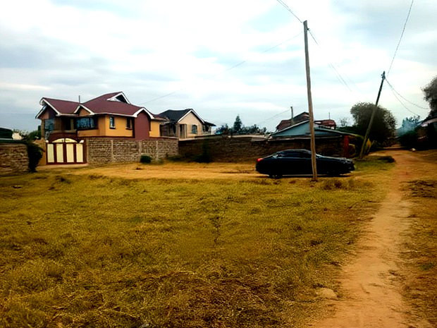 Residential Plot in Kenyatta Road