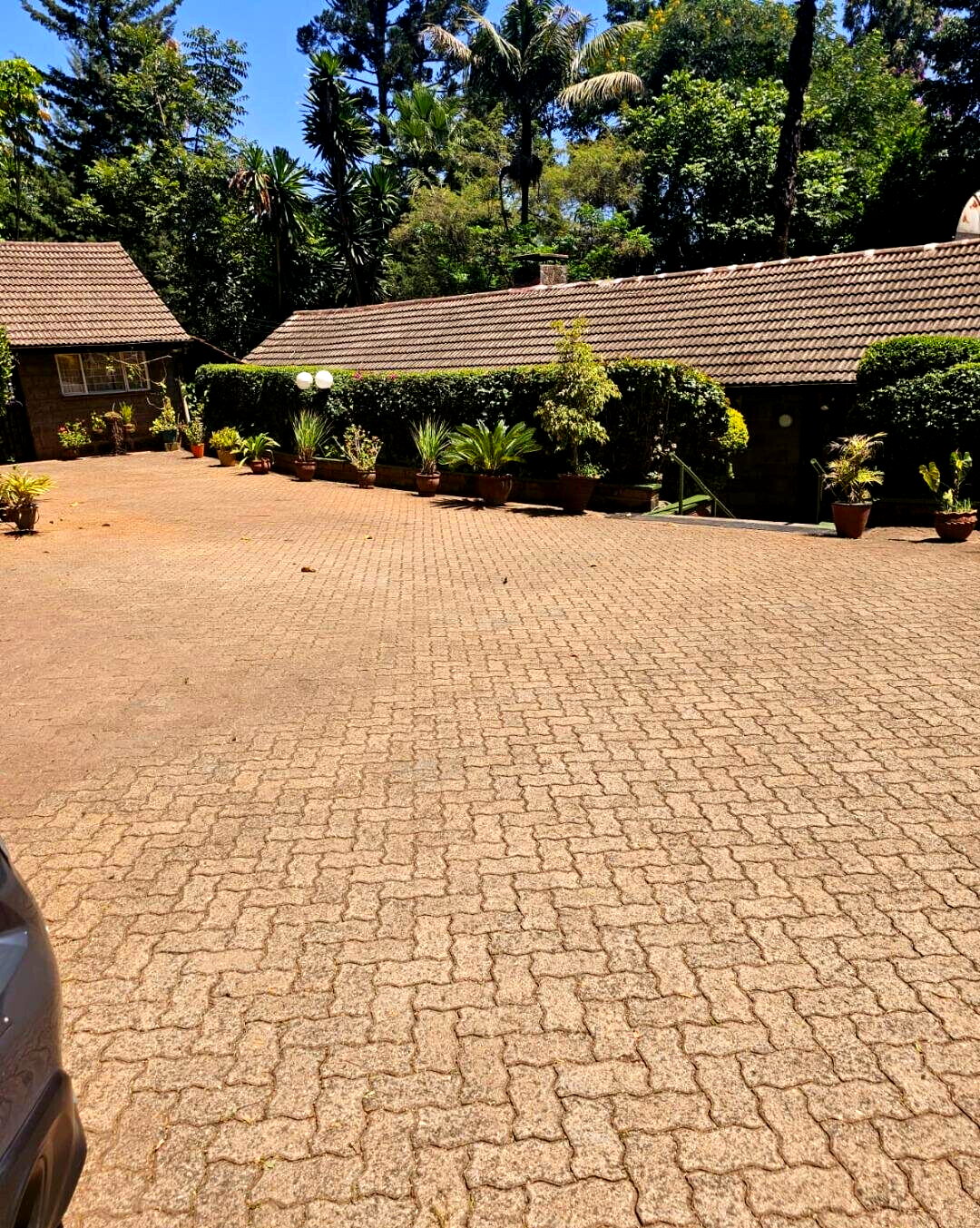 1.2 Acre Lavington Plot at KSh 240M