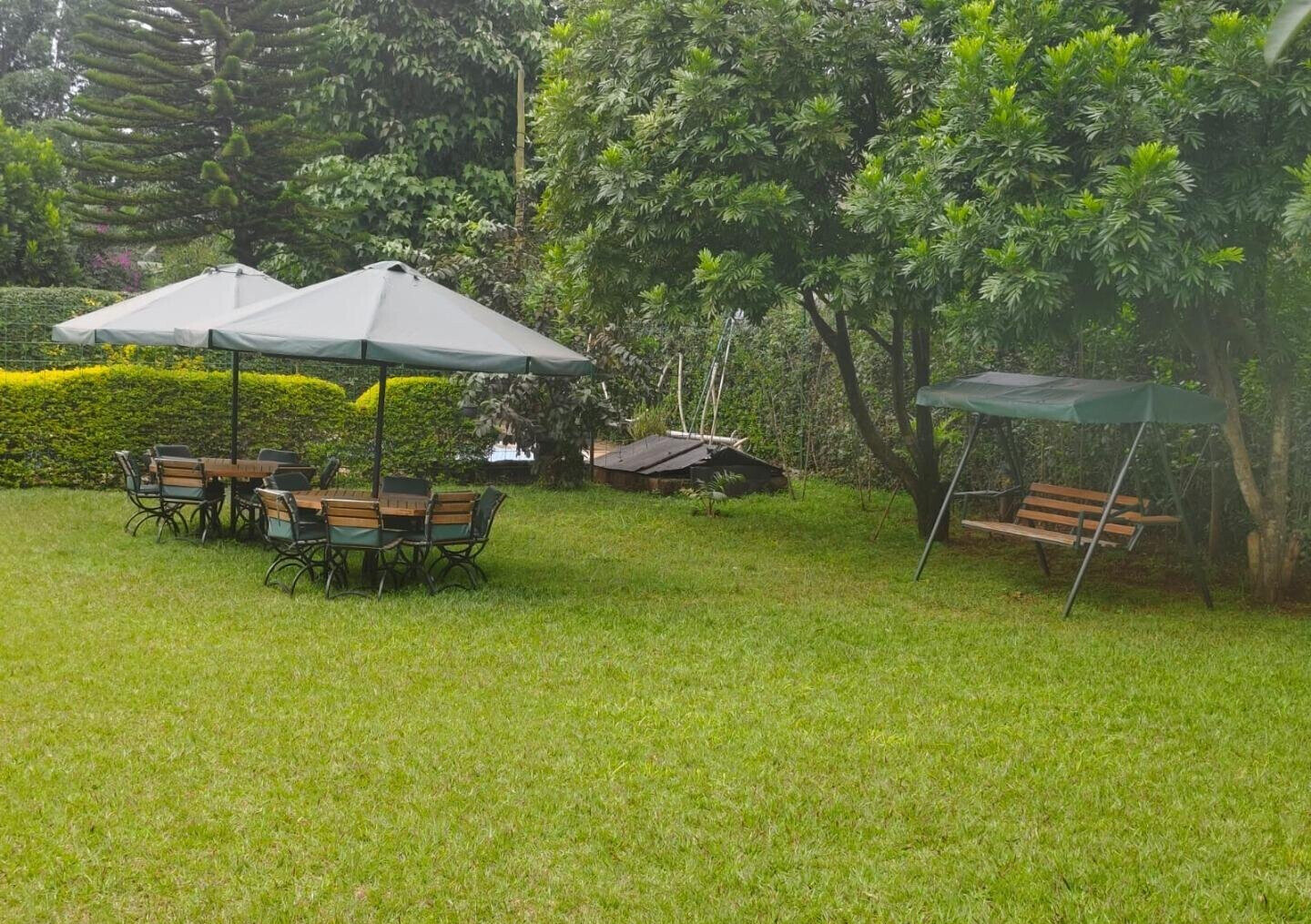 5 En-Suite Villa with Pool & Office on ½ Acre - Kitisuru