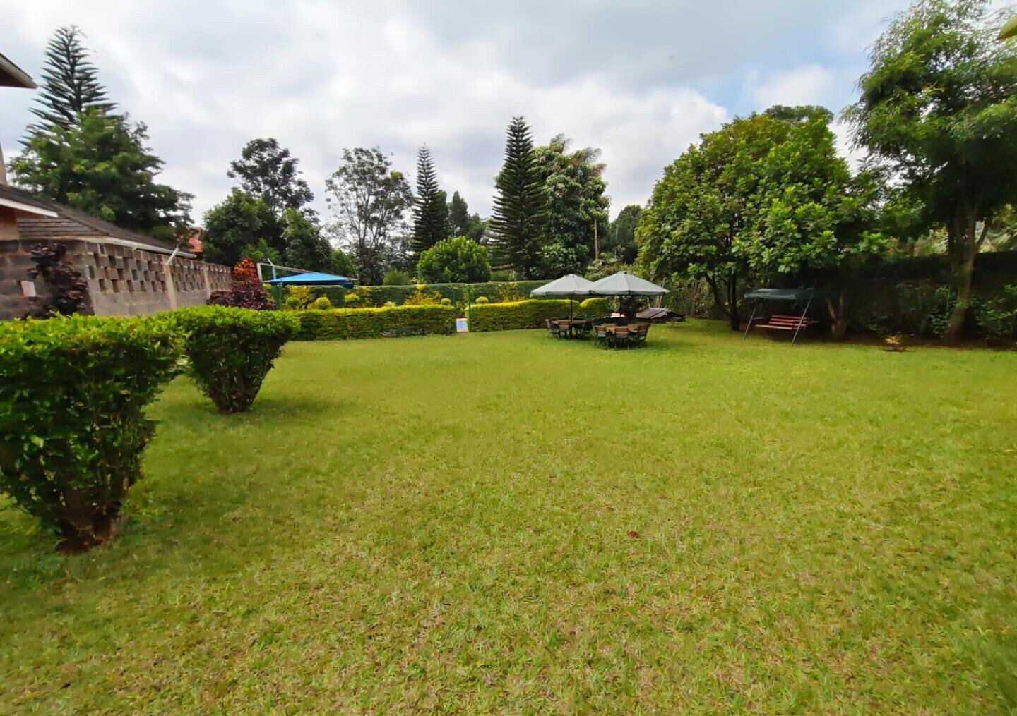 5 En-Suite Villa with Pool & Office on ½ Acre - Kitisuru