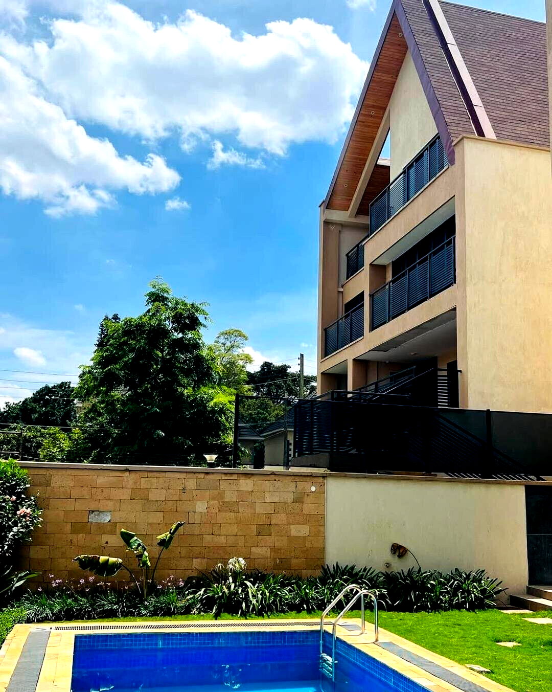 Smart House Villa with Lift, Gym & Pool - Lavington