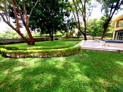 Furnished 5bdrm Mansion in Runda for sale - Image 15