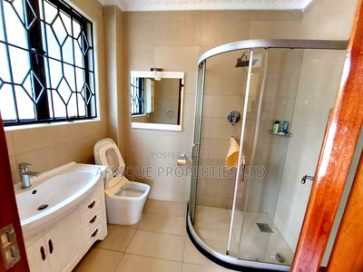 Furnished 5bdrm Mansion in Runda for sale - Image 12