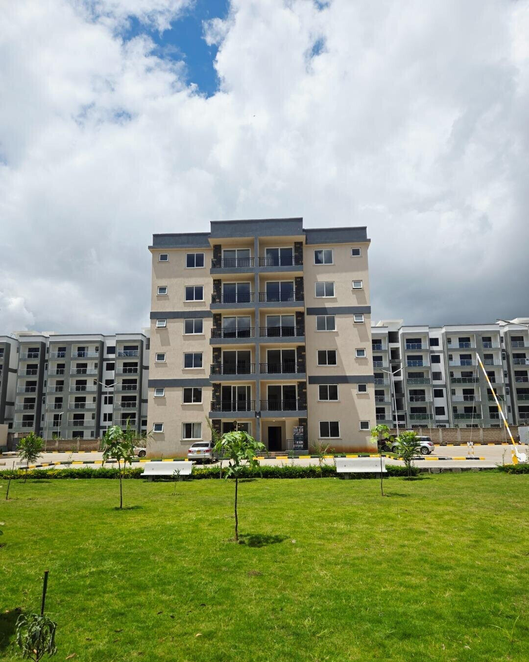 2BR Apartment on 6.2 Acres with Lift & Borehole - Syokimau