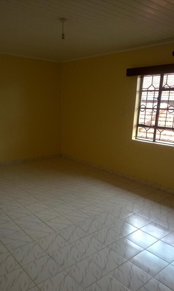 4BR Townhouse with DSQ & 2 Water Tanks – Langata