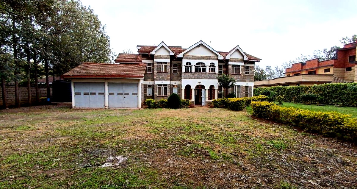 6-Ensuite Colonial Townhouse with Expansive Garden – Karen