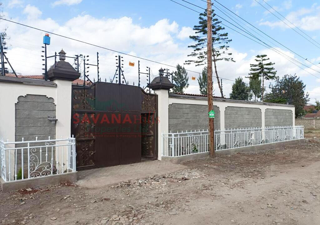 9-Bedroom Mansion on 0.25 Acre with Title Deed - Kitengela