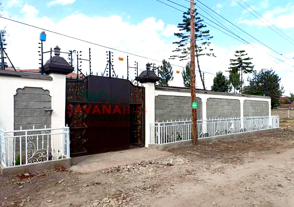 9-Bedroom Mansion on 0.25 Acre with Title Deed - Kitengela