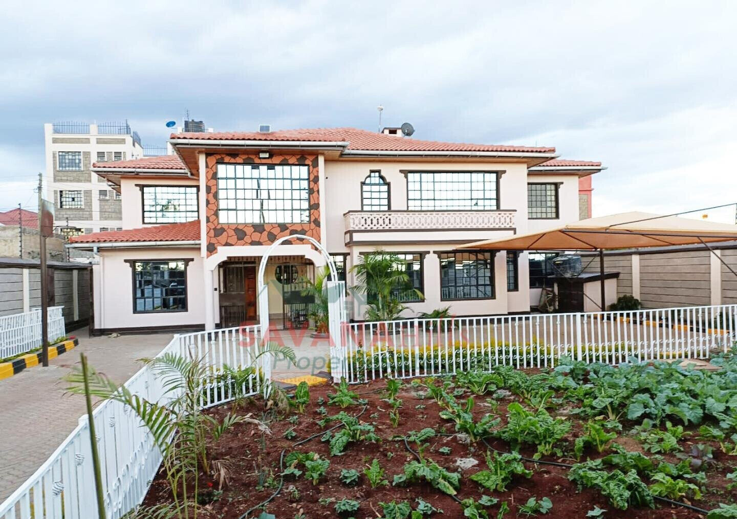 9-Bedroom Mansion on 0.25 Acre with Title Deed - Kitengela