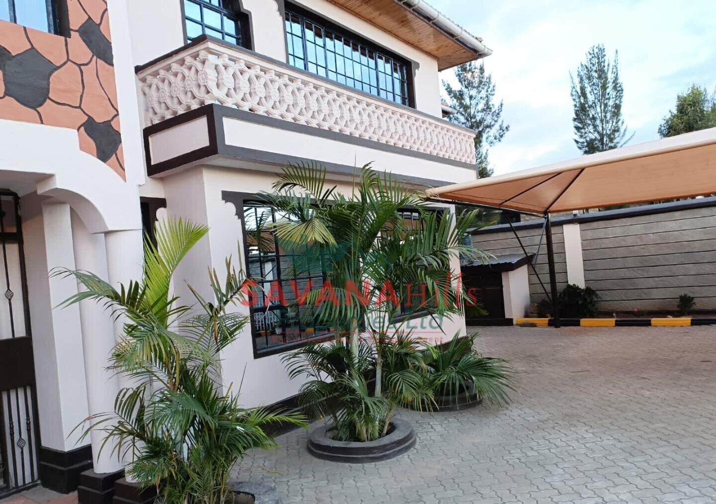 9-Bedroom Mansion on 0.25 Acre with Title Deed - Kitengela