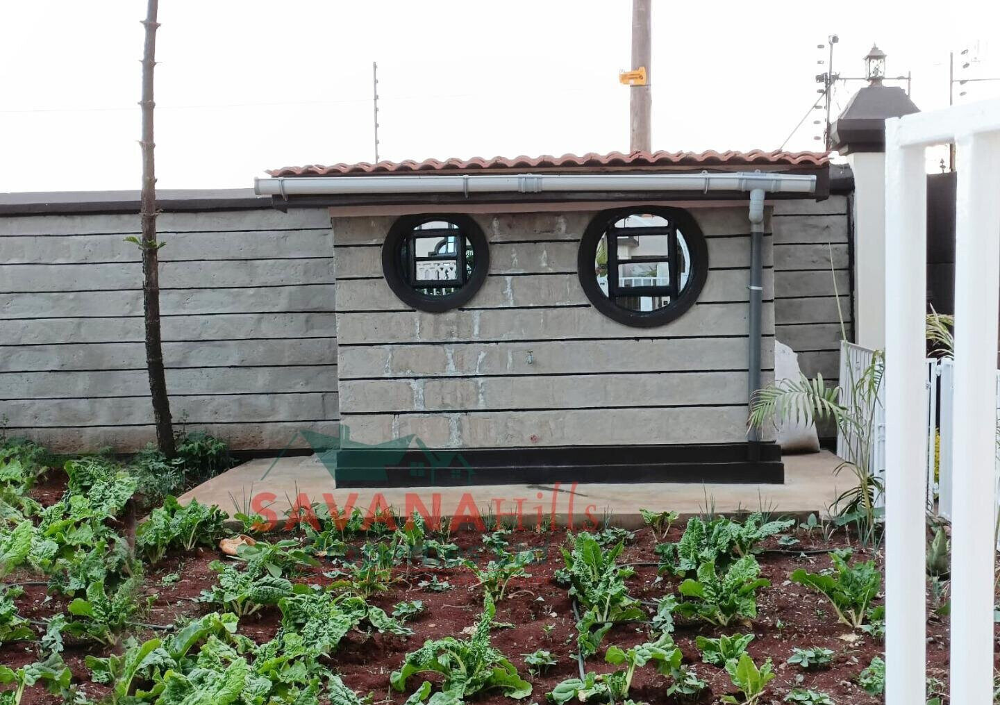 9-Bedroom Mansion on 0.25 Acre with Title Deed - Kitengela
