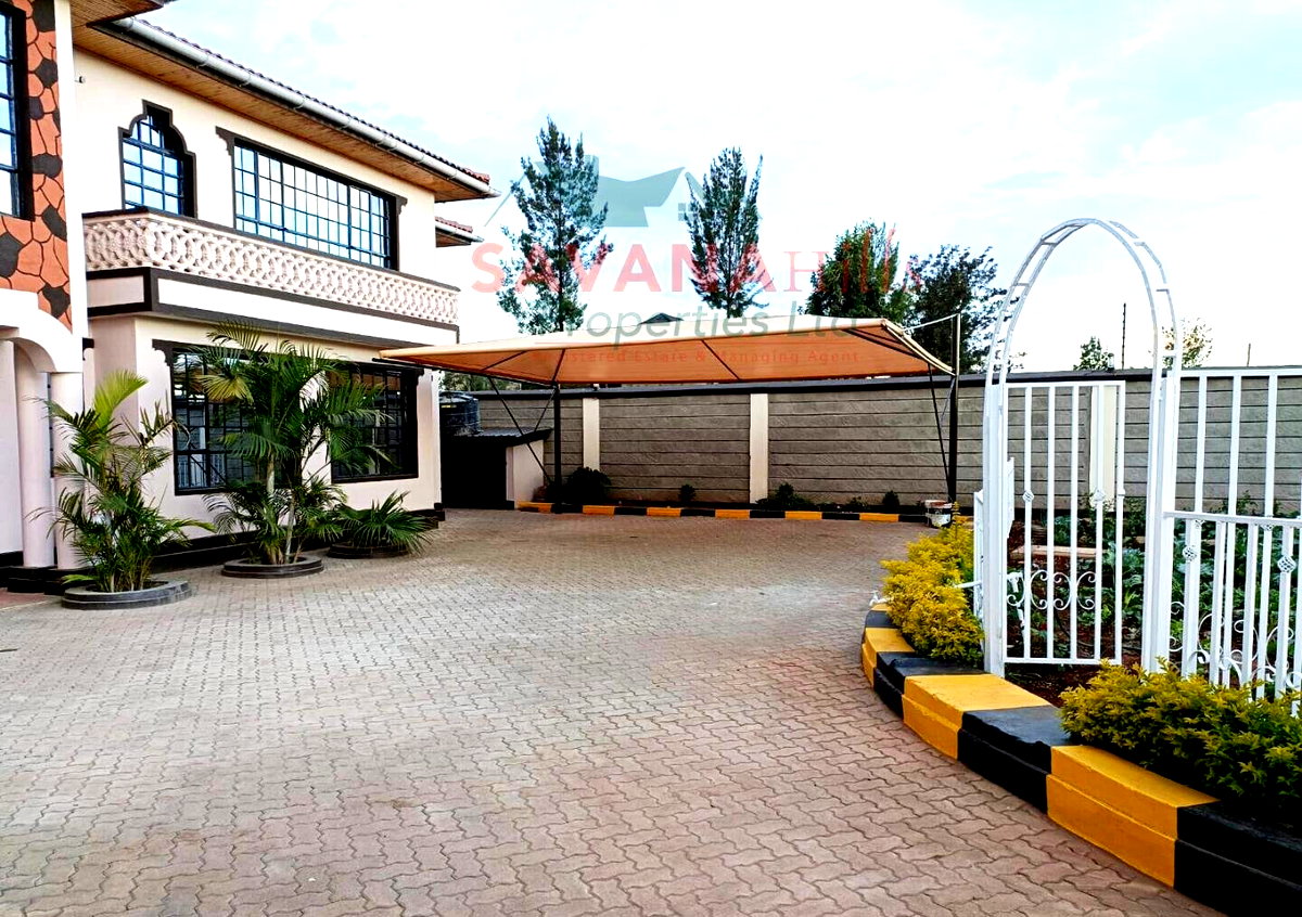 9-Bedroom Mansion on 0.25 Acre with Title Deed - Kitengela