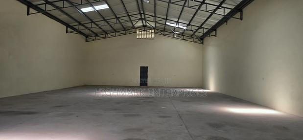 5000 Sq Ft Godown for Sale:Athiriver