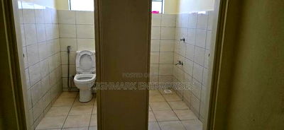 5000 Sq Ft Godown for Sale:Athiriver - Image 3