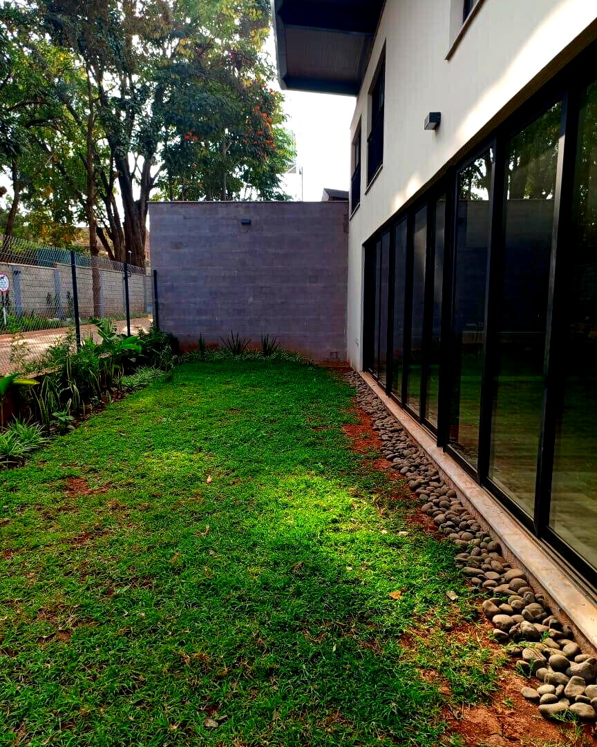 4BR All-Ensuite Townhouse with Residents' Lounge & Gym - Ridgeways