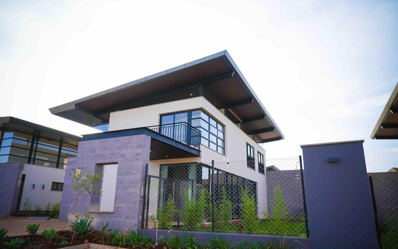 4BR All-Ensuite Townhouse with Residents' Lounge & Gym - Ridgeways