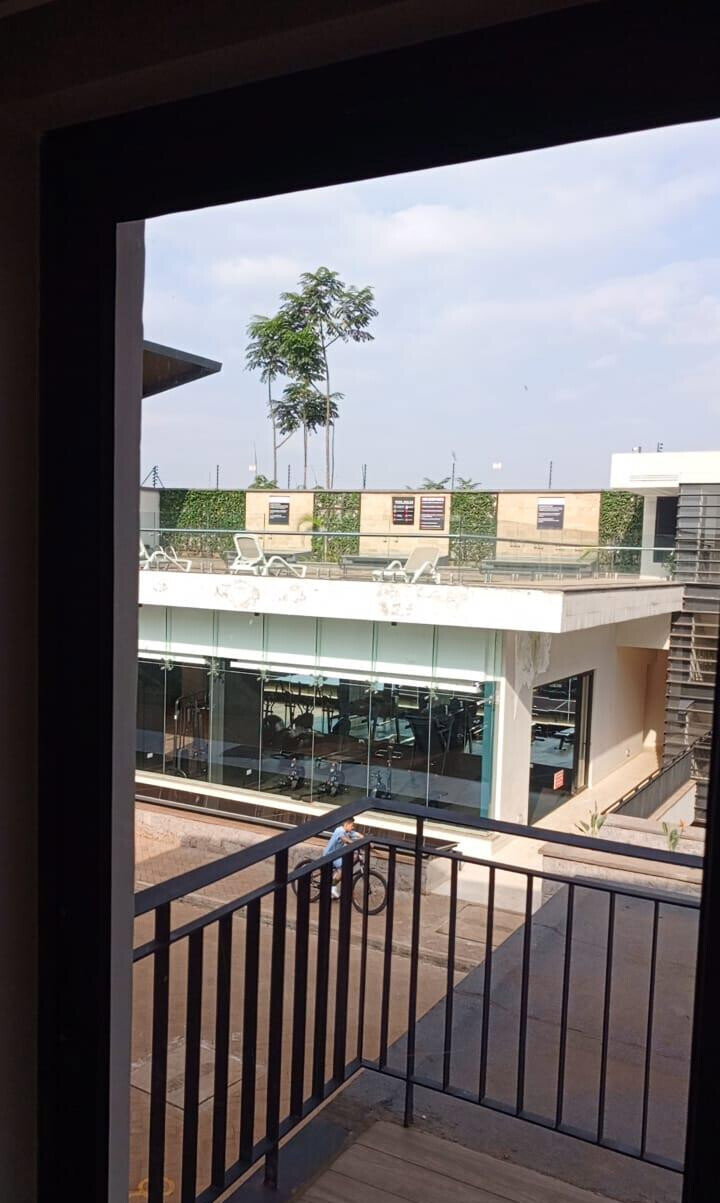 4BR All-Ensuite Townhouse with Residents' Lounge & Gym - Ridgeways