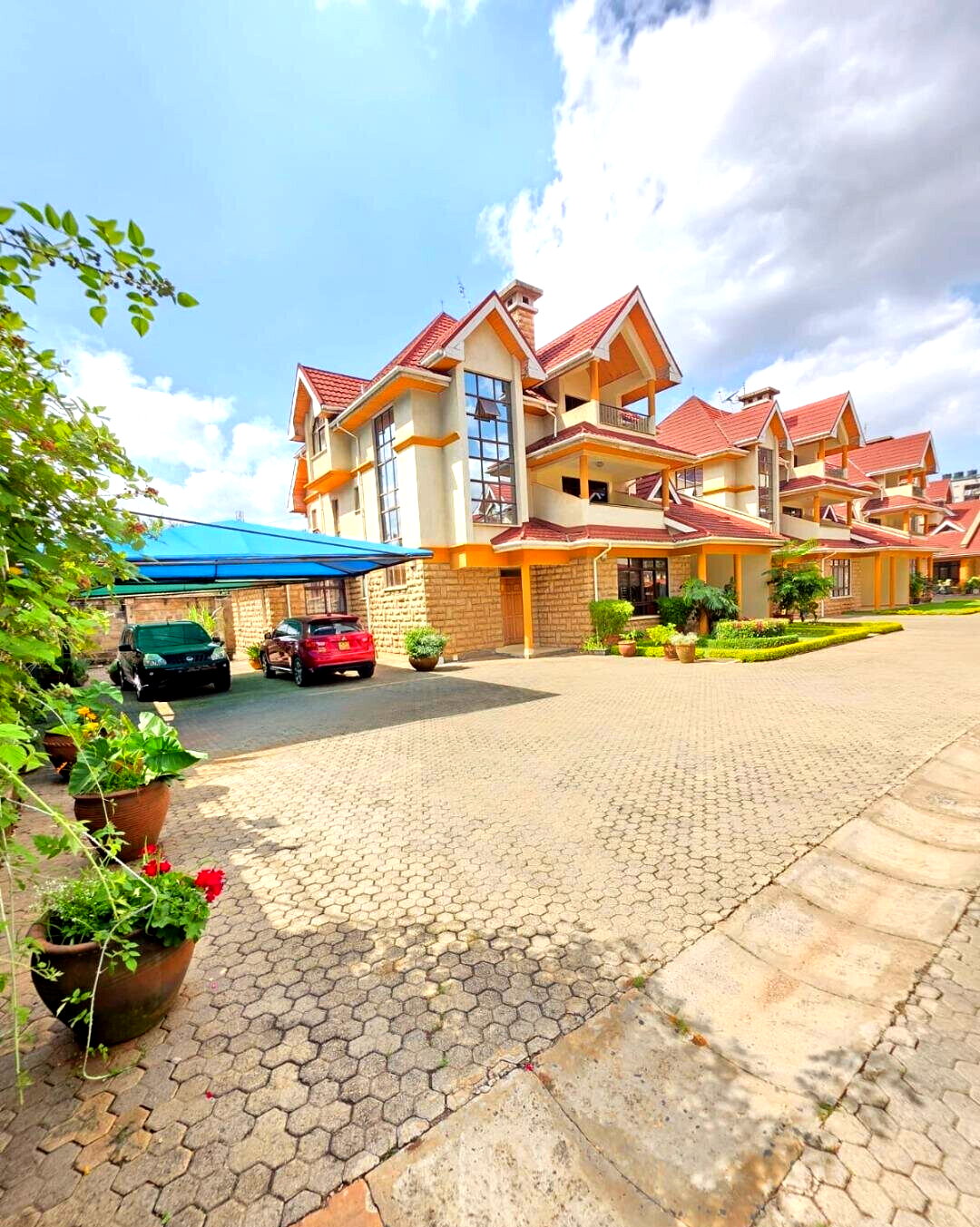 5BR Townhouse with Garden at KSh 72M