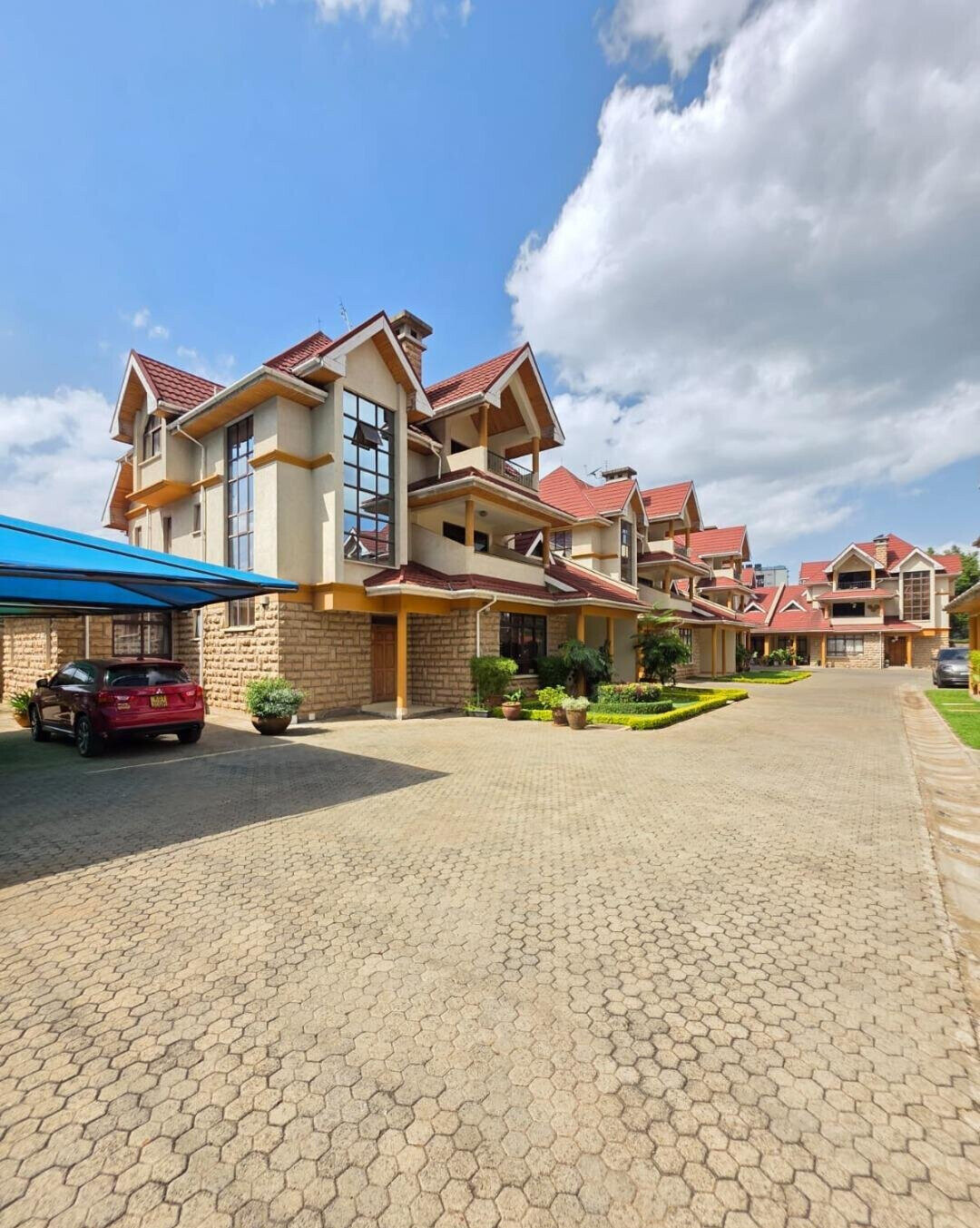 5BR Townhouse with Garden at KSh 72M