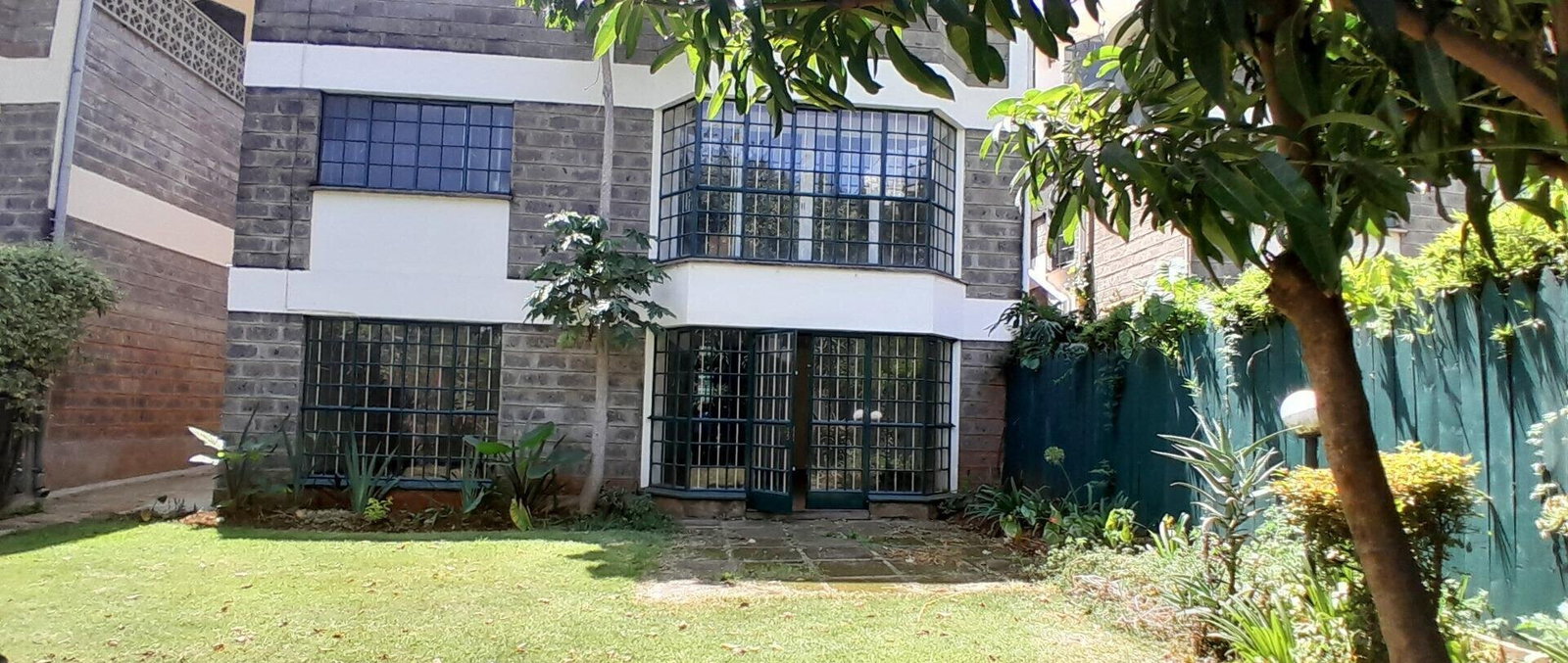4-Bed Townhouse with Study & DSQ - Spring Valley