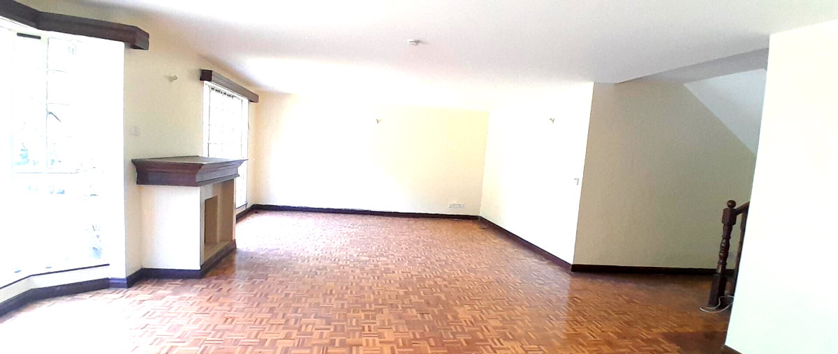 4-Bed Townhouse with Study & DSQ - Spring Valley
