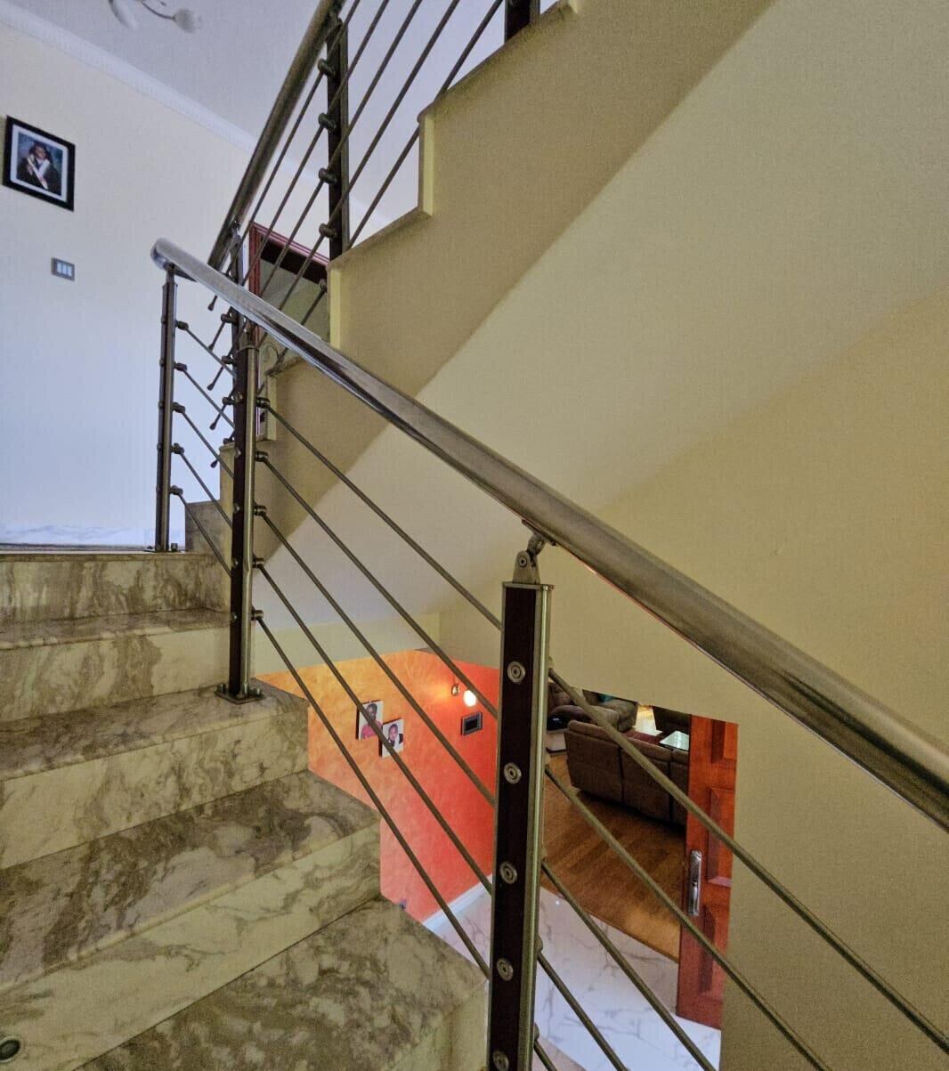 Algarve Villa with Jacuzzi & Electric Fireplace - Lavington