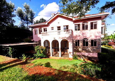Half Acre 4BR Haven for KSh 300K