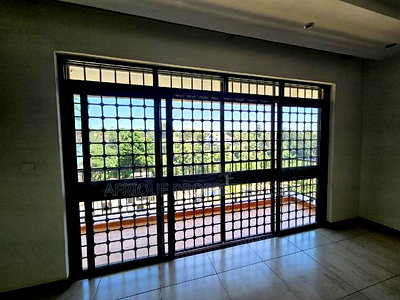 3bdrm Apartment in Parkland, Parklands/Highridge for sale - Image 7