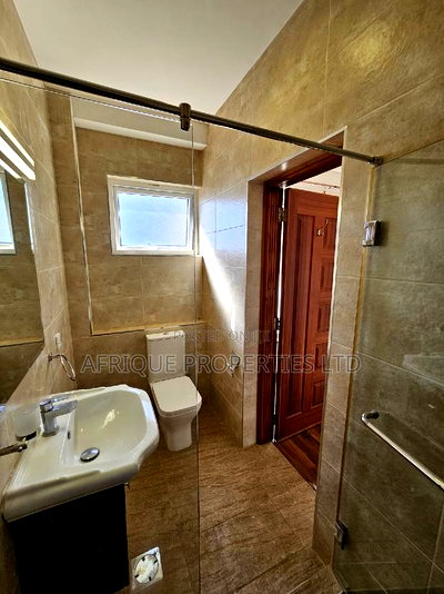 3bdrm Apartment in Parkland, Parklands/Highridge for sale - Image 11