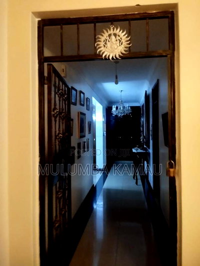 Furnished 4bdrm Apartment in Parklands for sale - Image 2