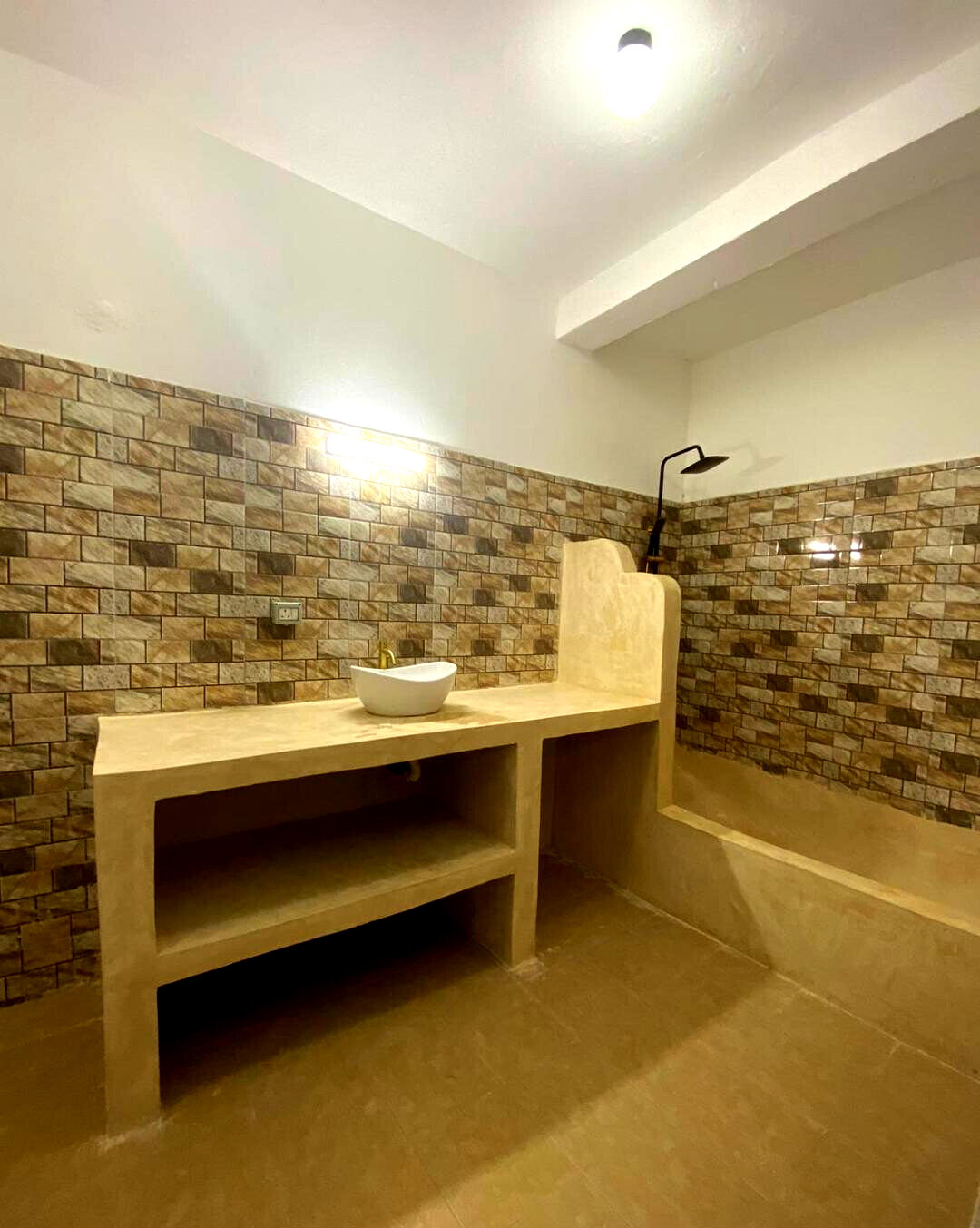 3BR All-Ensuite Villa with Pool, 1-Min Walk to Watamu Beach