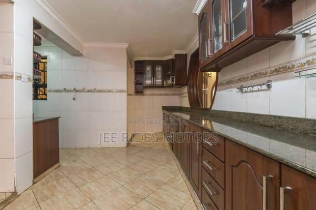 Furnished 5bdrm Maisonette in Golf View Estate, Nairobi Central